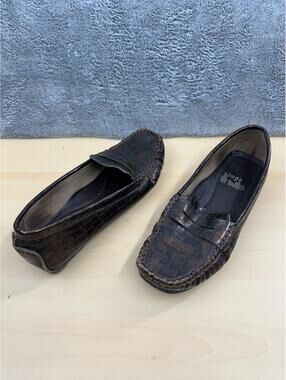 Y2K Impo Brown Croc Embossed Loafers